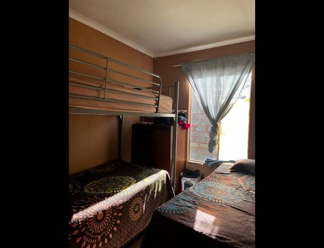 2 BEDROOM HOUSE FOR SALE IN WINDMILL PARK